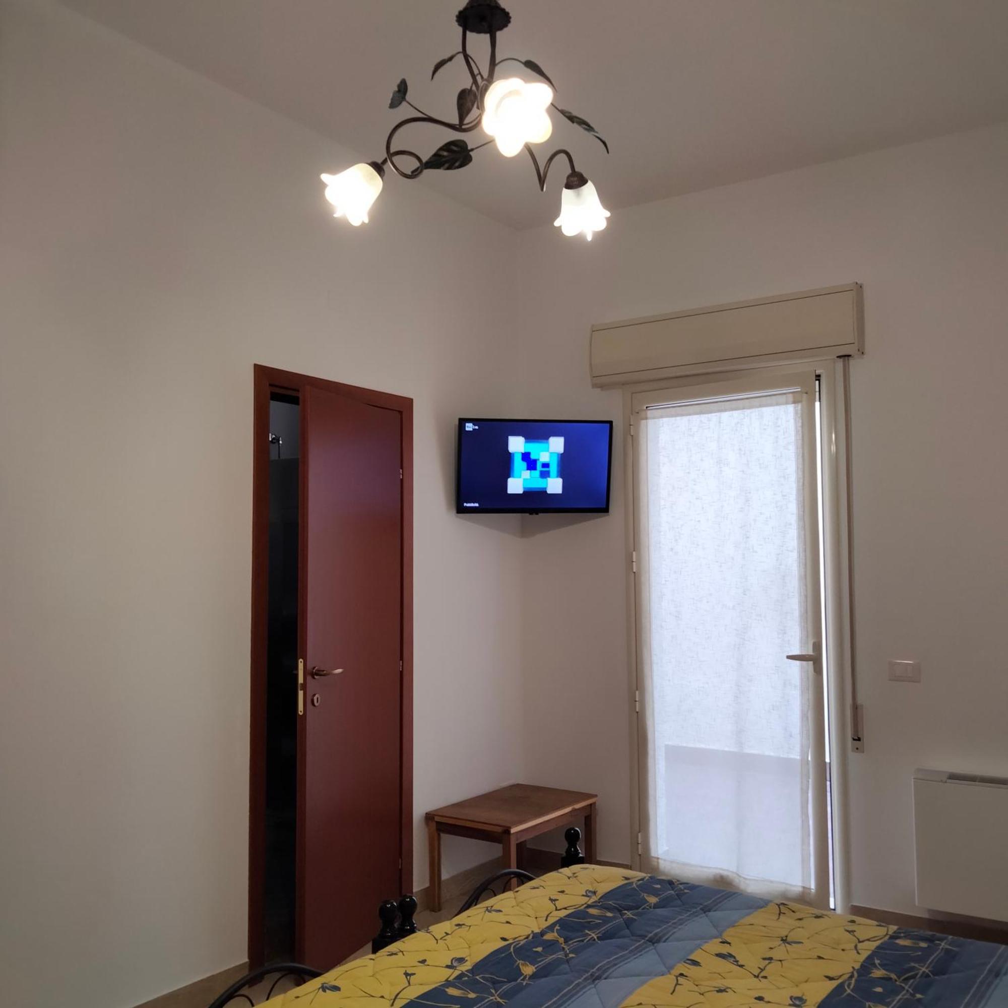 The & - Parcheggia Gratis Sotto Casa Ed Entra - Gasthof Mazara del Vallo